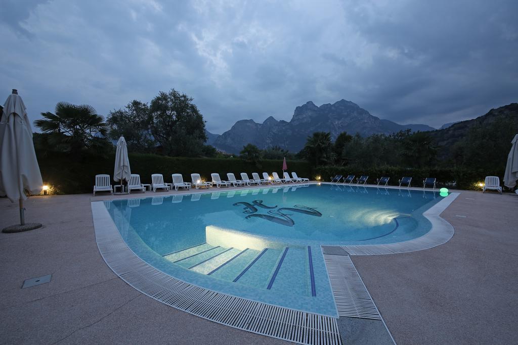 Hotel Villa Verde Torbole Sul Garda Exterior photo