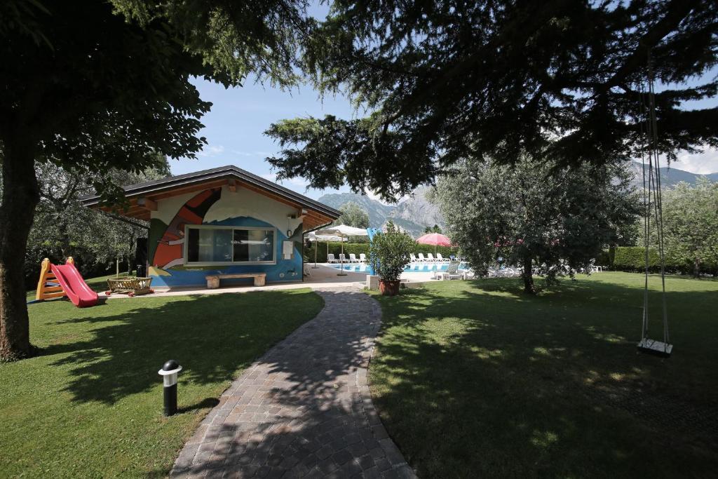 Hotel Villa Verde Torbole Sul Garda Exterior photo