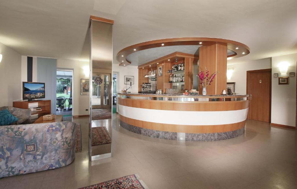 Hotel Villa Verde Torbole Sul Garda Exterior photo